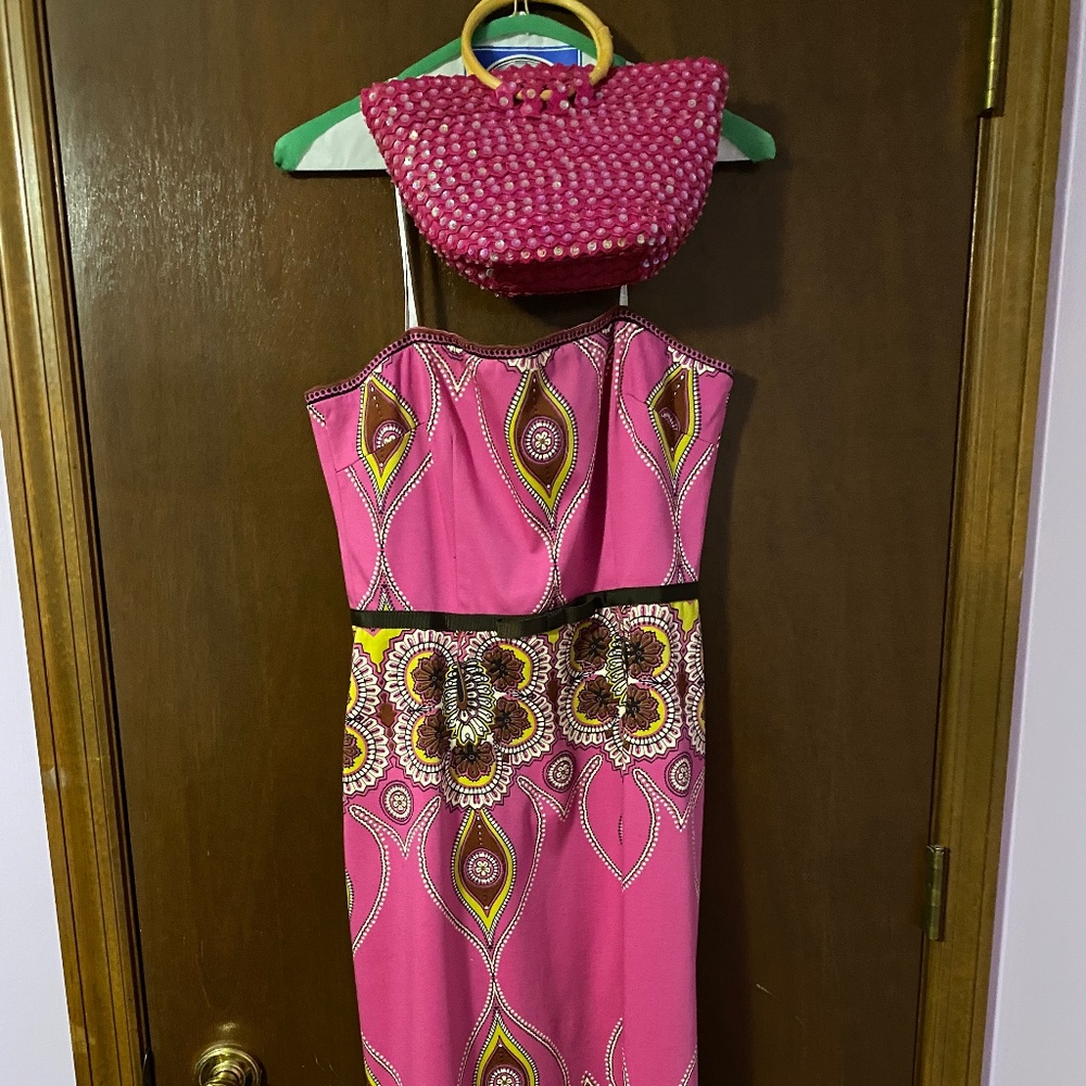 dresses - Picture 4 of 5